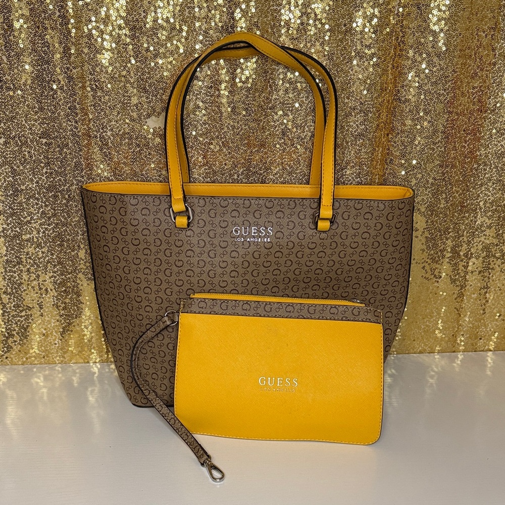Guess Signature Tote Shoulder Bag In Brown and yellow with a matching coin pouch